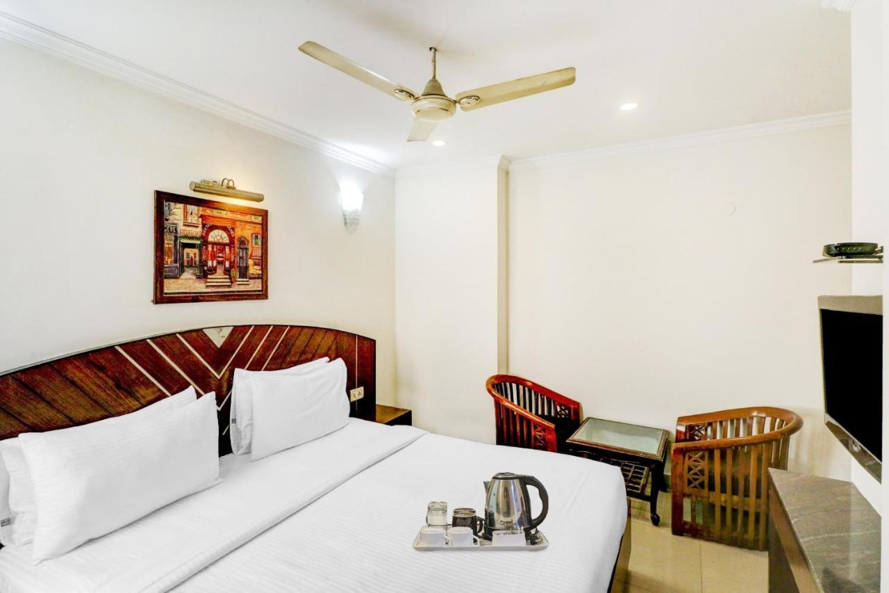Townhouse 517 La Sapphire Near Delhi Airport Hotel New Delhi Exterior foto