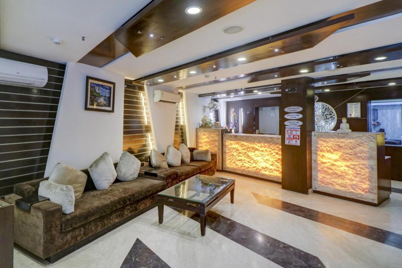 Townhouse 517 La Sapphire Near Delhi Airport Hotel New Delhi Exterior foto
