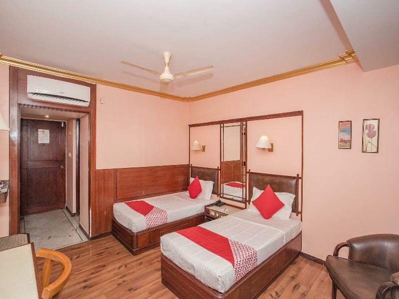 Townhouse 517 La Sapphire Near Delhi Airport Hotel New Delhi Exterior foto